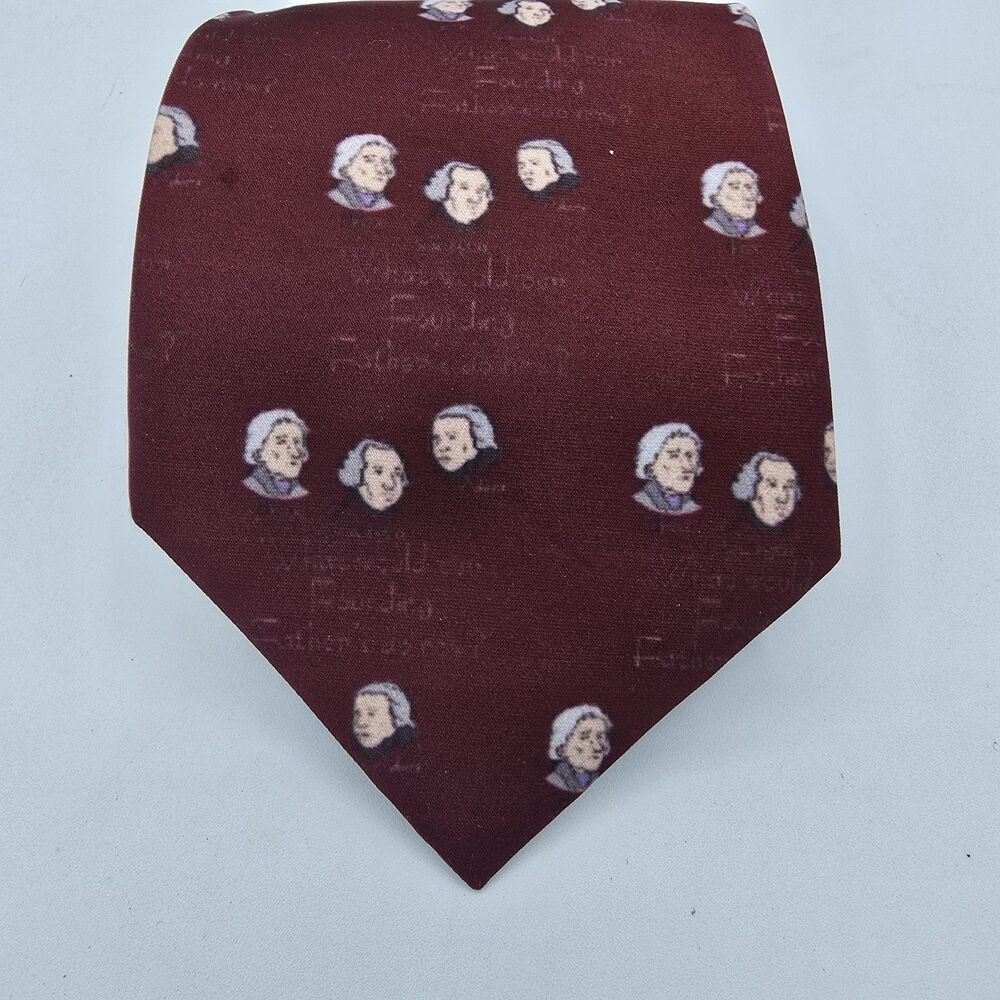 Vintage Mens Necktie With Founding Fathers Faces On It, Red And White, 56x4 In